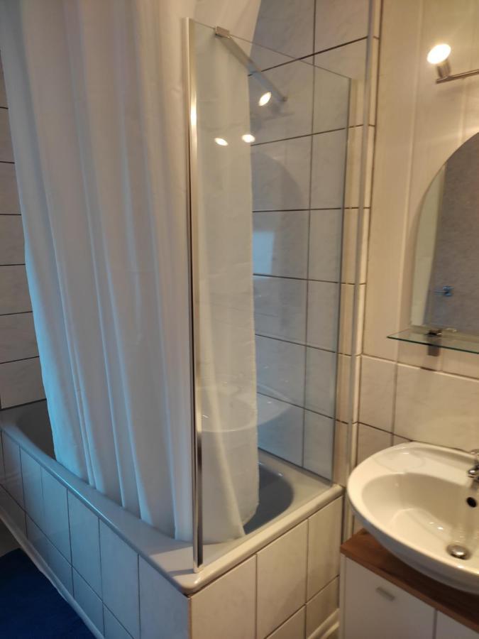 Gaestezimmer Boxenstopp Veitsbronn Экстерьер фото